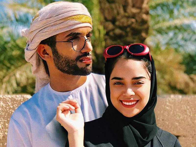 اضغط لمشاهدة الفيديو: زوج مشاعل الشحي يتشاجر معها بسبب الحجاب